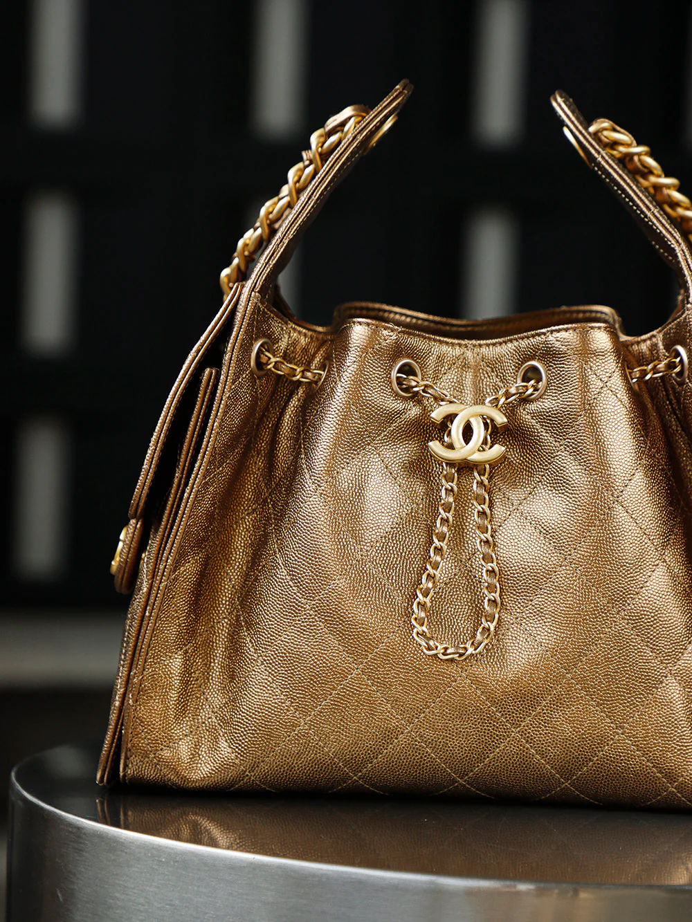 Chanel 25c Hippie Hobo Retro Gold Trumpet Gold Buckle