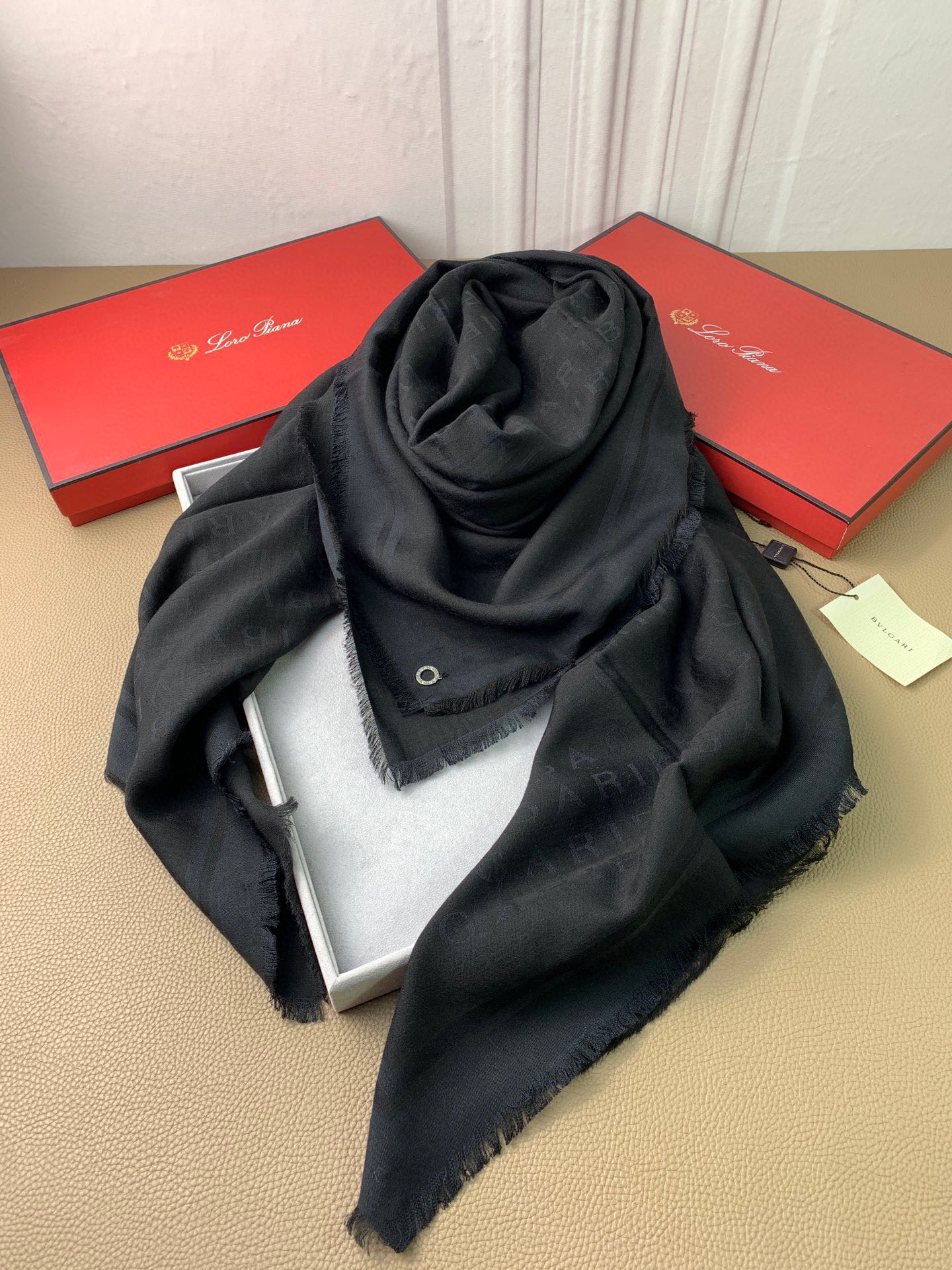 Loro Piana - Жаккардовый шарф с тонким узором - 140 см - 60 см - Шерсть - 40 см - Шелк - Черный