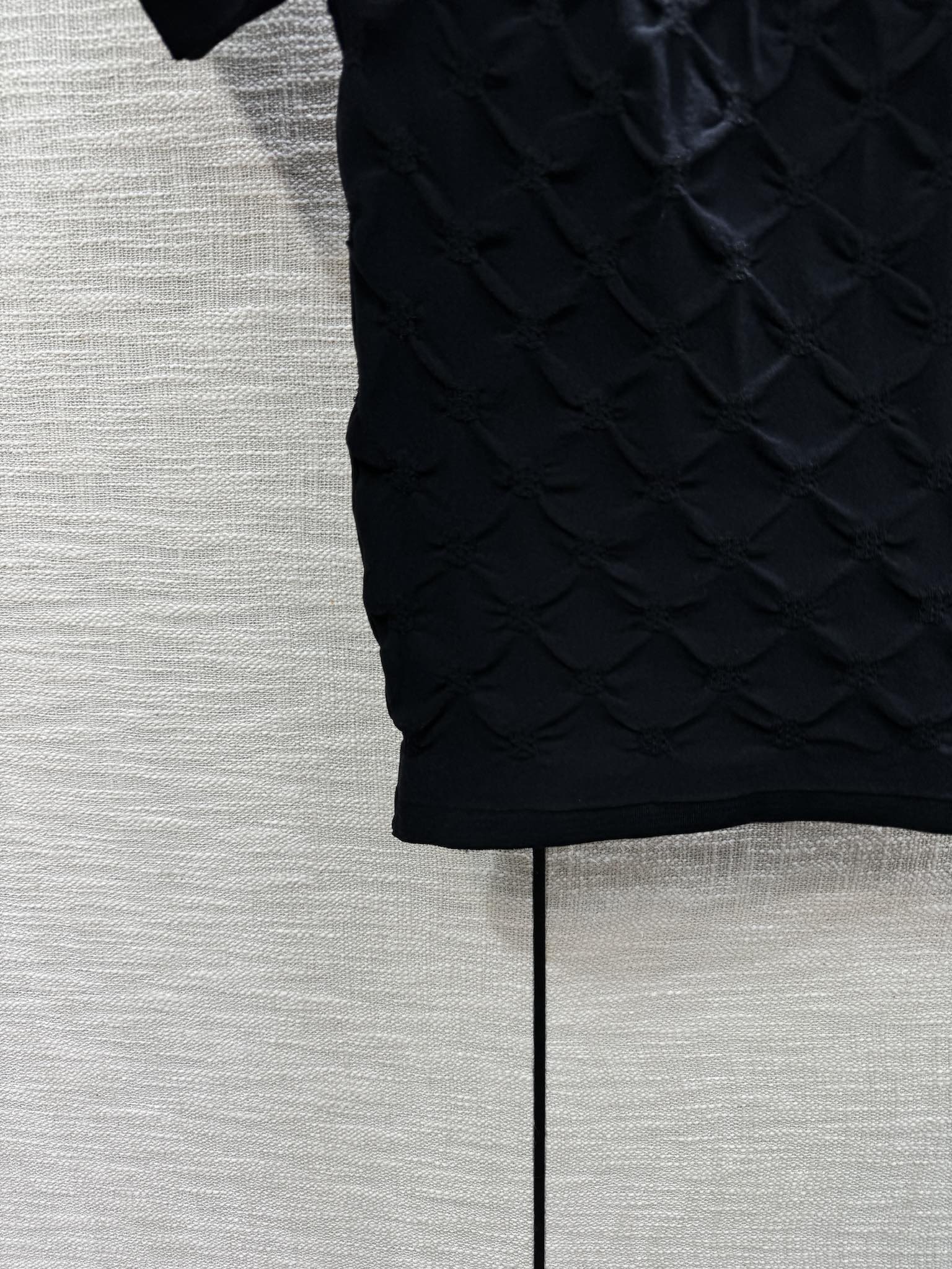 Chanel 2403 - Футболка с коротким рукавом из фактурного трикотажа - Черная