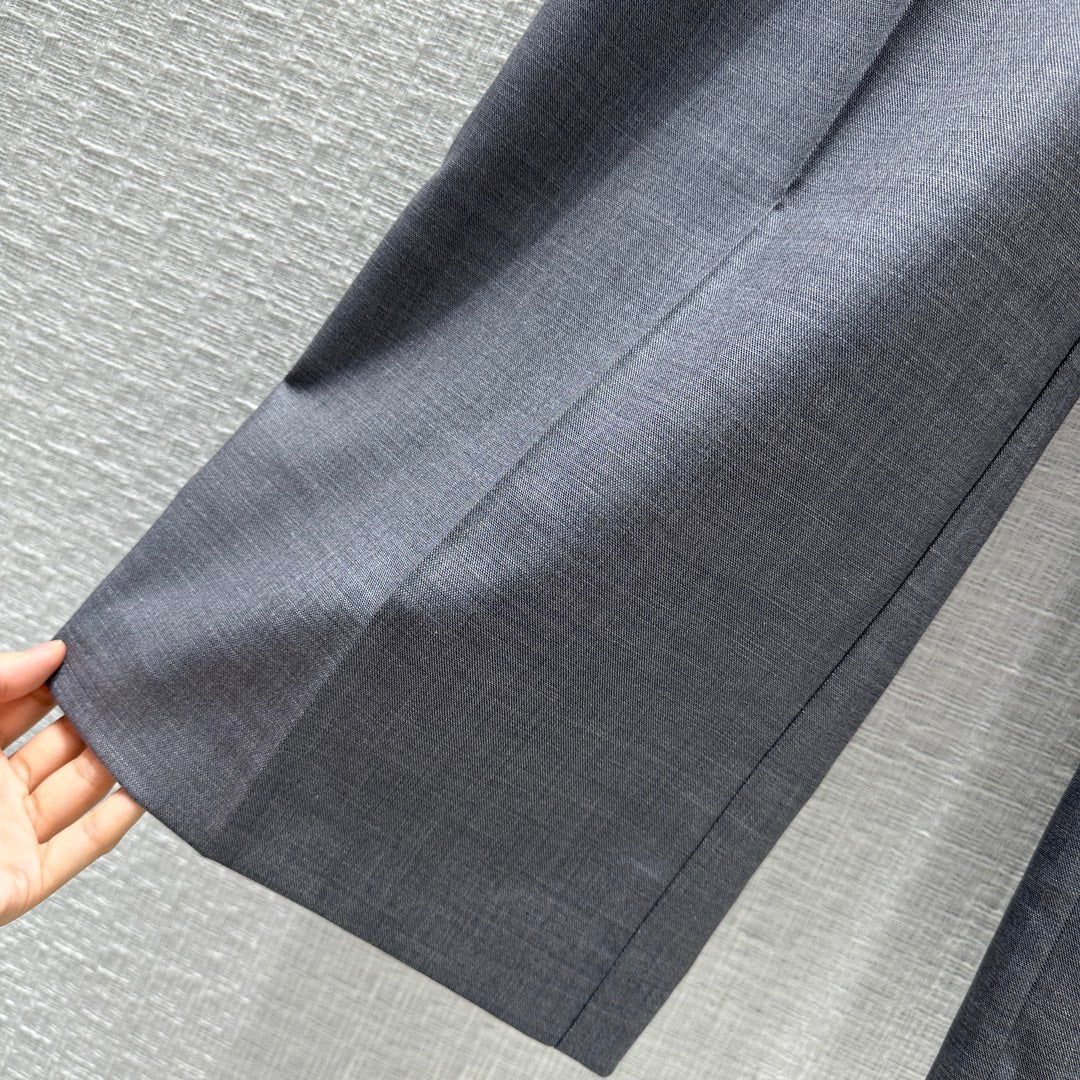 Miu Miu - 2404-24 Новинка ранней весны - Серые прямые брюки с широкими штанинами