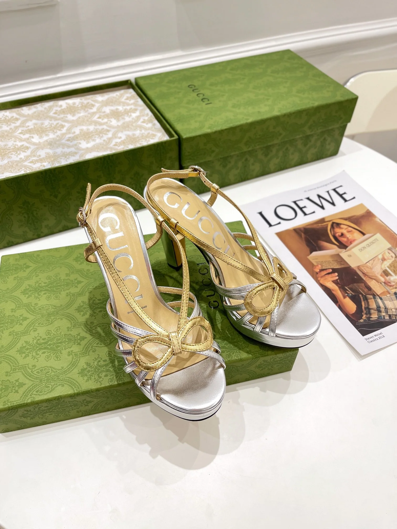 Сандалии/туфли на высоком каблуке Gucci