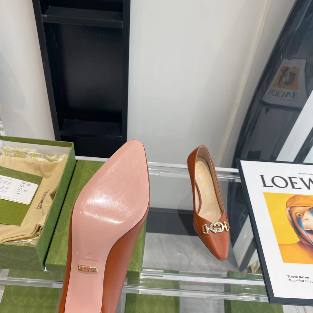 Gucci - Кожаные туфли на шпильке
