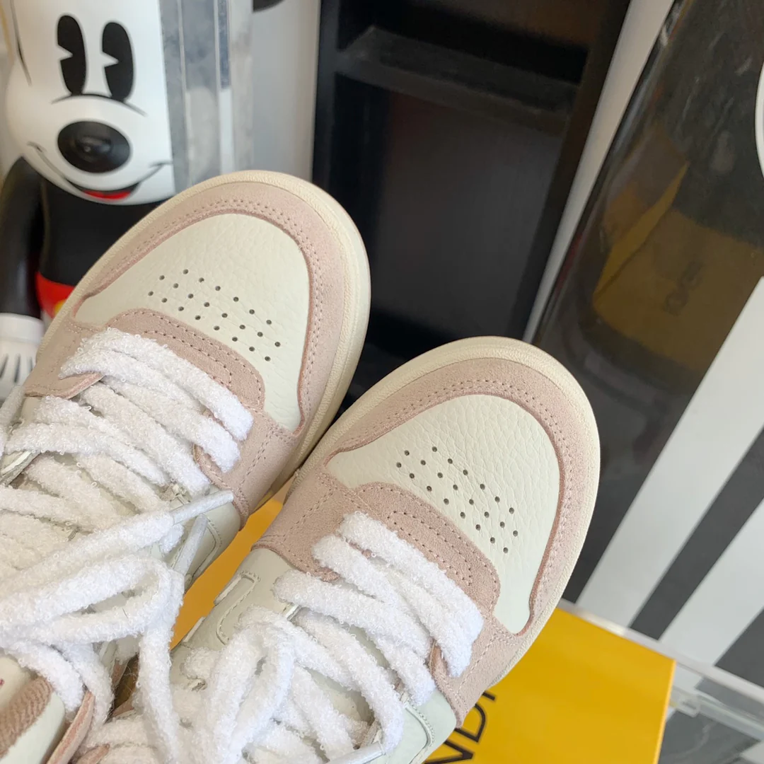 Новинка Fendi 2022 года - Низкие кроссовки - Повседневная обувь