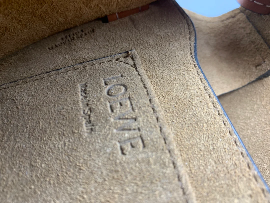 Loewe-gate-small-20x19x11-5-cm-4