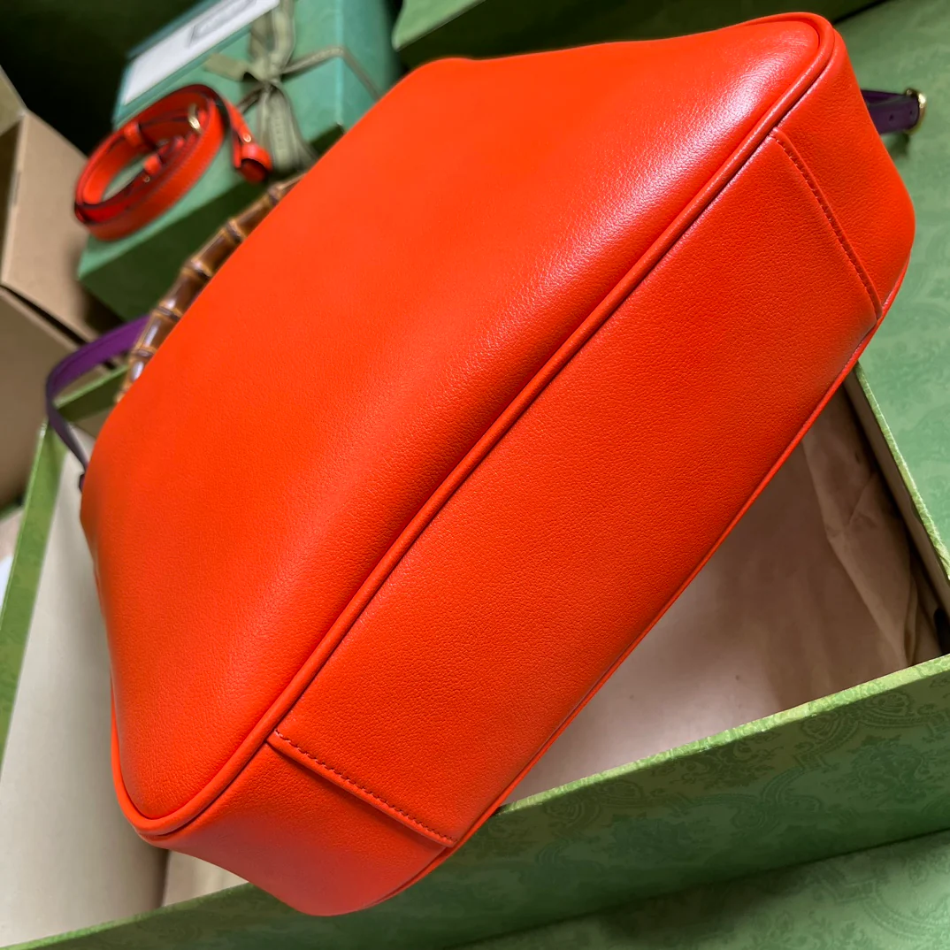 Сумка Gucci-Diana Bamboo Joint Medium через плечо