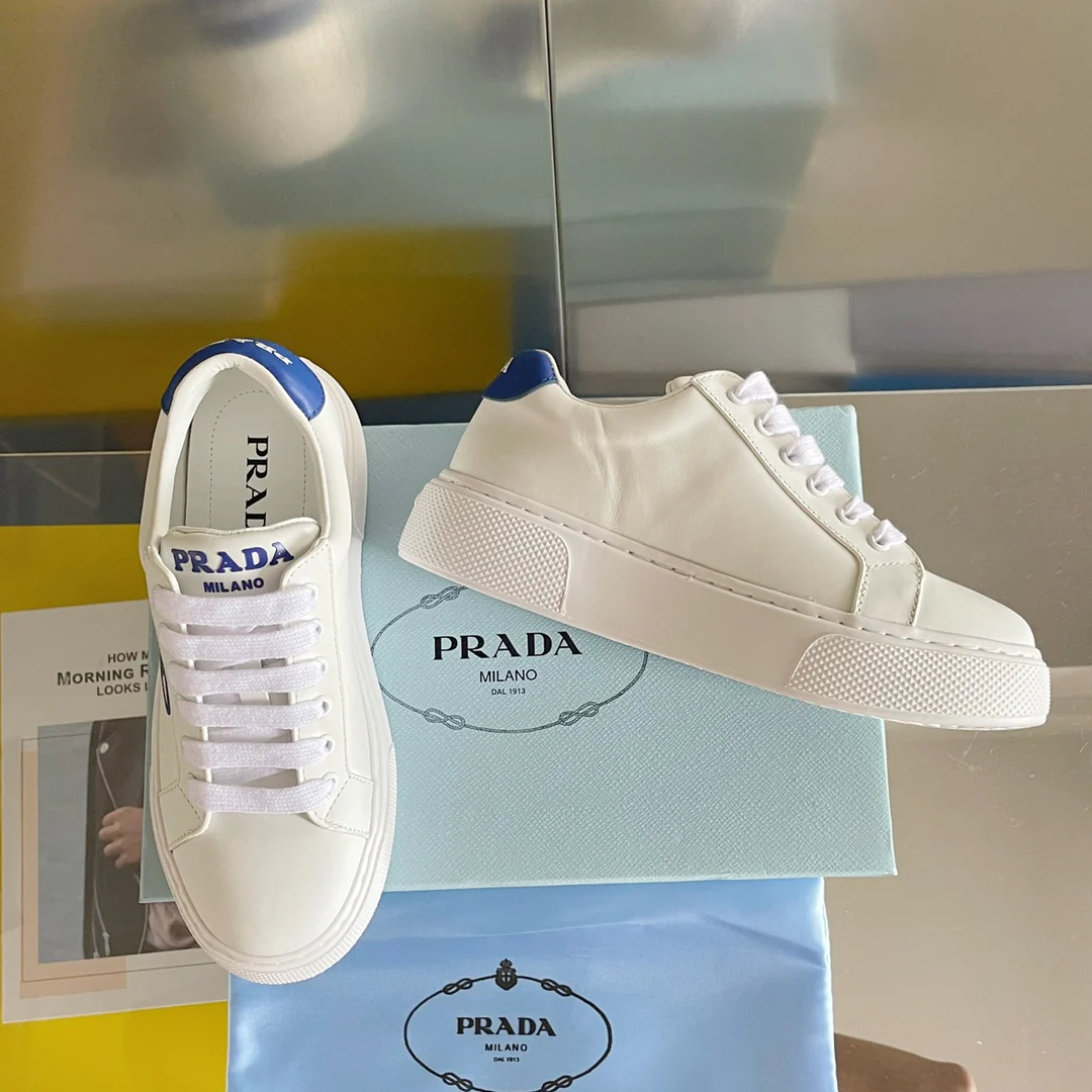 Новые поступления Prada ранней весной 2022 года - Повседневные туфли на платформе - 3