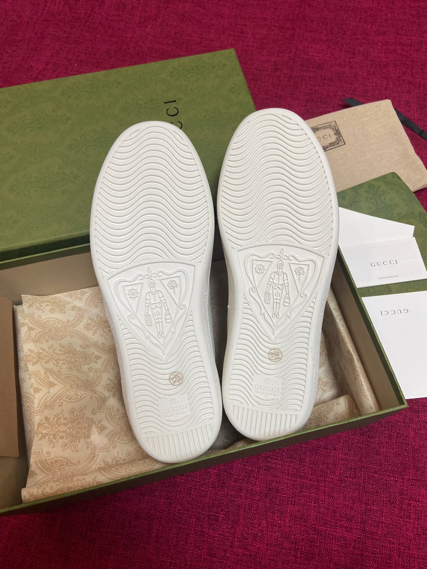 Gucci - Белые кроссовки - Кроссовки - Повседневная обувь - 14