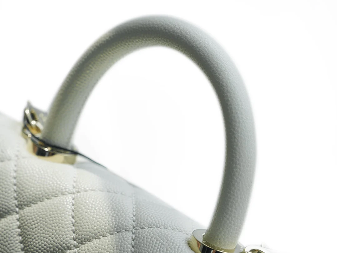 Chanel 2021 Coco Handle Grain Leather - White - Mini