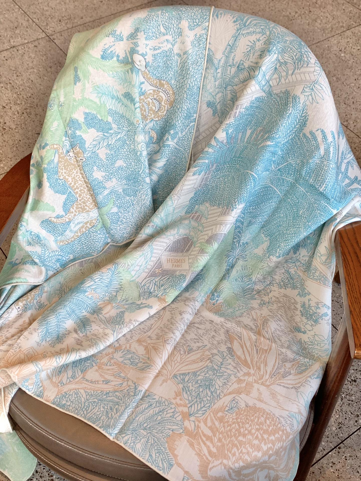 Hermes - Премиальный двусторонний квадратный шарф - 140 см - 70% кашемир - 30% шелк - 1 шт.