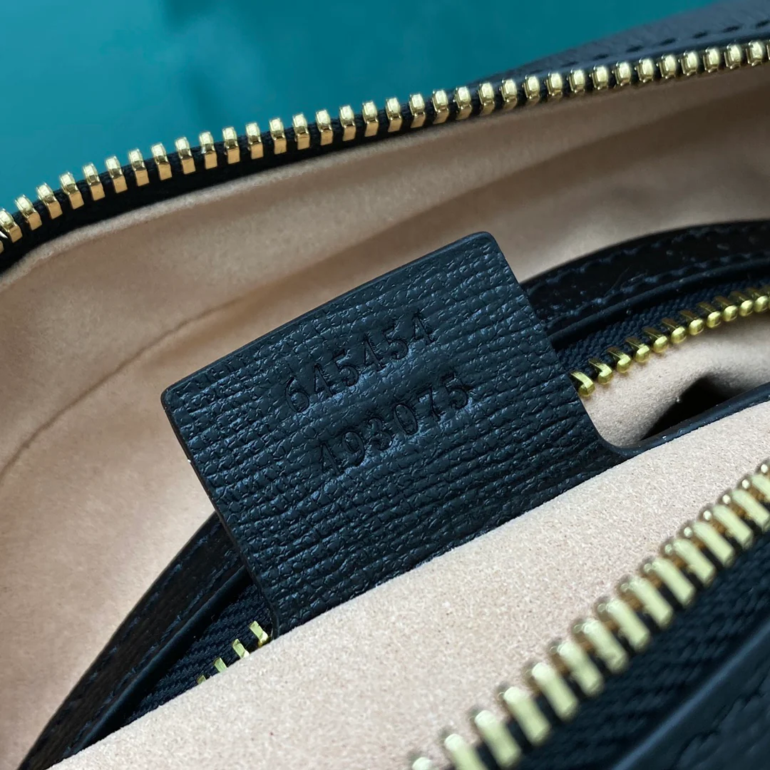 Сумка для фотоаппарата Gucci 1955 с пряжкой в ??виде подковы - 3 шт.