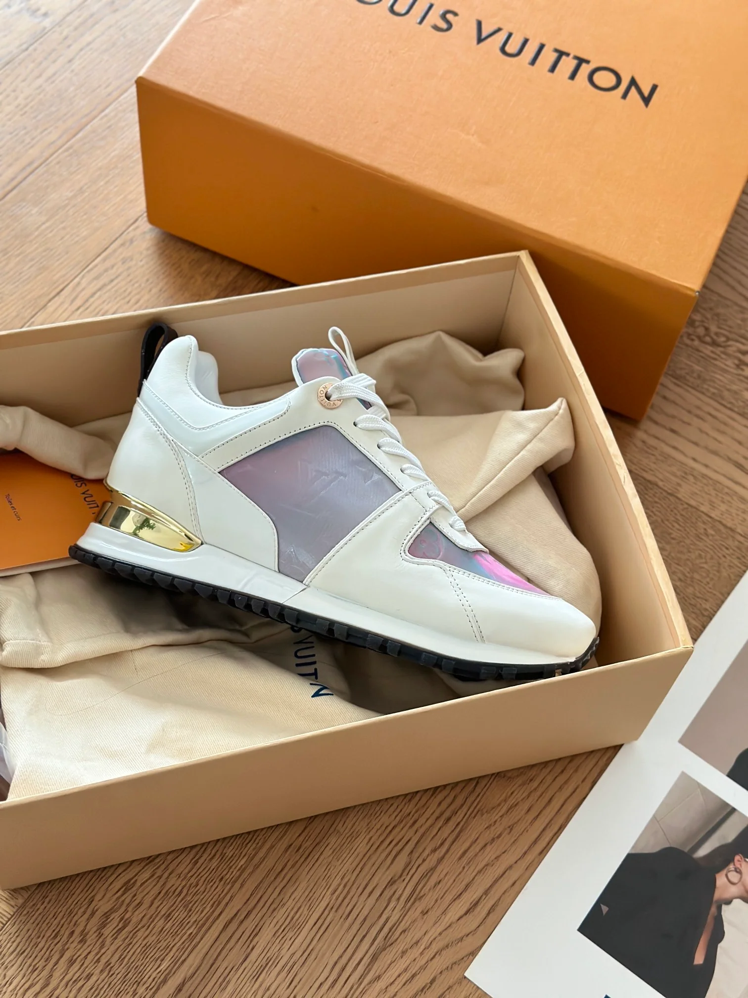 Кроссовки LV Runaway - Переливающаяся кожа - Фиолетовые