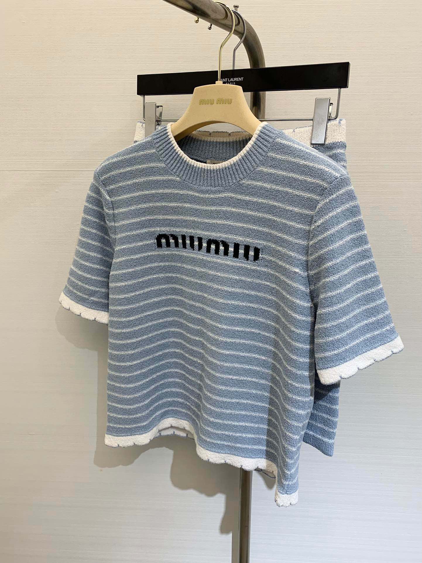 Miu Miu - 2404 - Новинка сезона Весна/Лето - Вязаный комплект в полоску - Синий