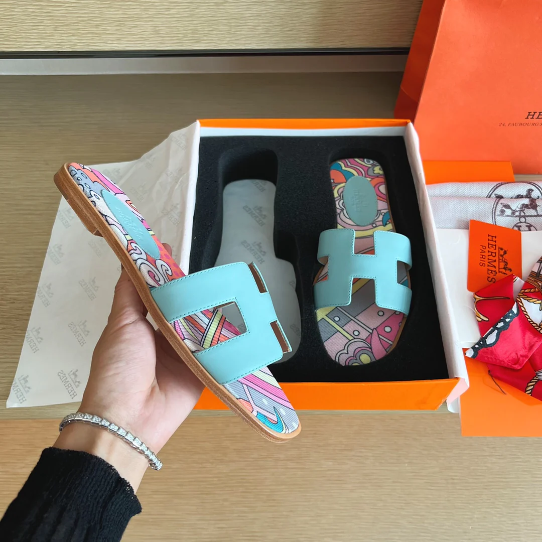 Классические тапочки Hermes H — улучшенная упаковка — светло-голубой