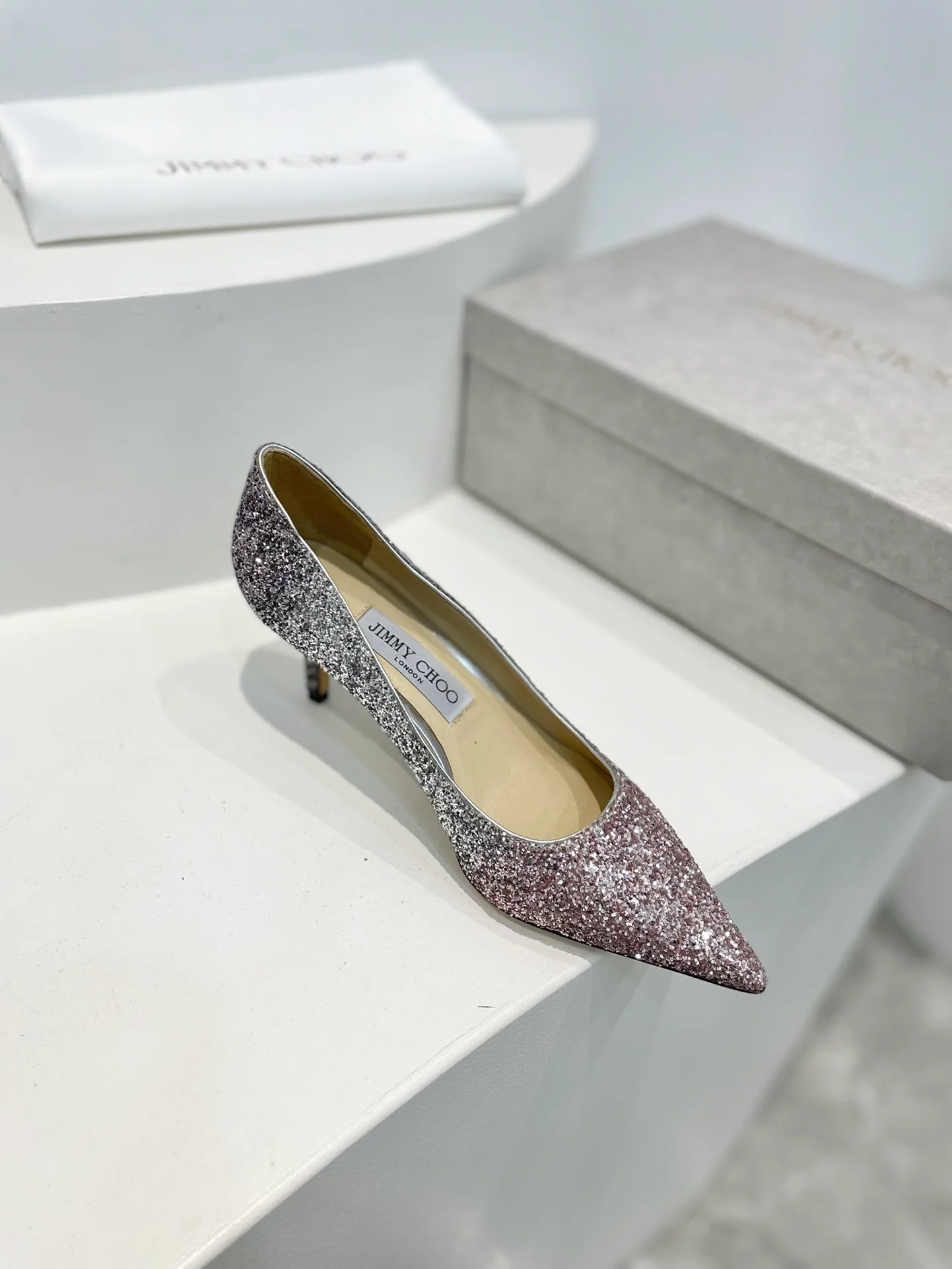 Туфли-лодочки Jimmy с острым носком на шпильке - черно-фиолетовые