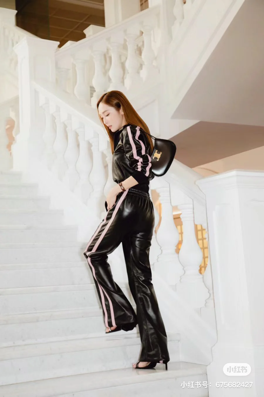 Сумка Celine Tillt - черная (подмышечная сумка)