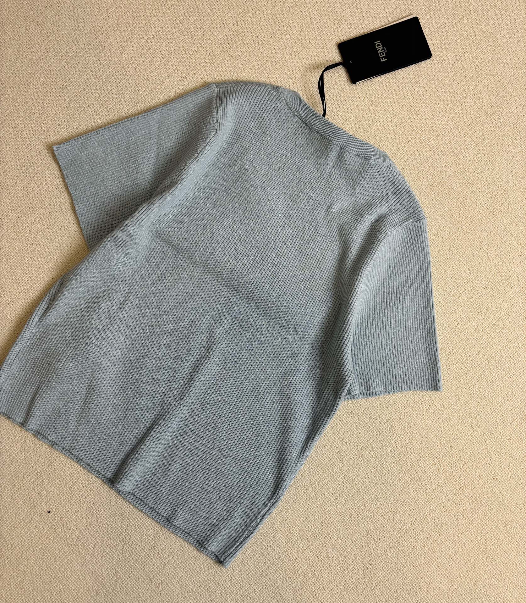 Fendi - 2403 - Вязаный топ с коротким рукавом для ранней весны - Серый