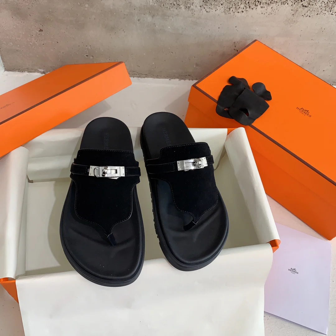 Шлёпанцы Hermes Kelly — чёрные