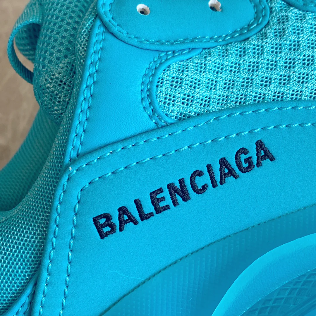 Кроссовки Balenciaga Triple S Cushion Dad Shoes - 1