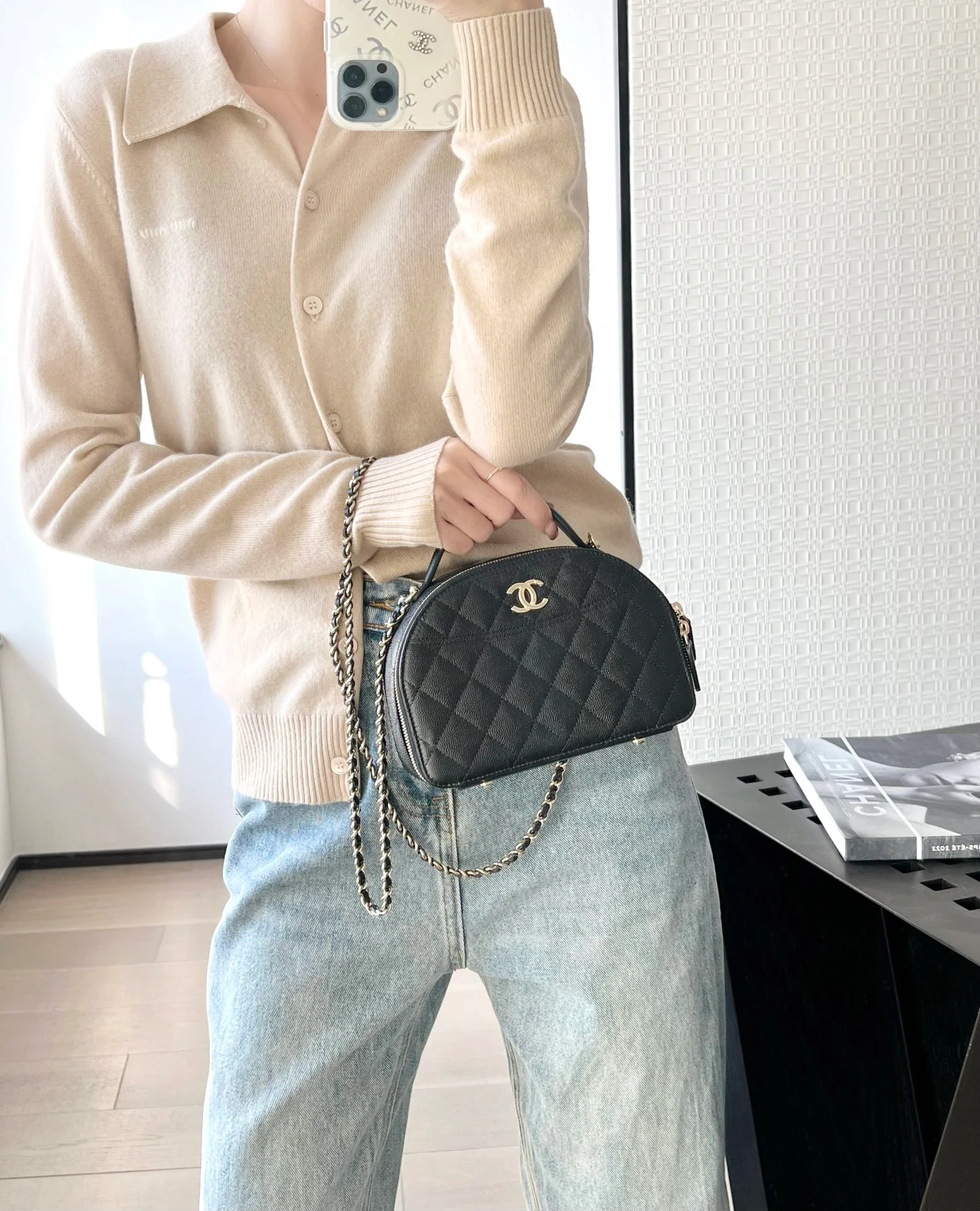 Сумка Chanel 25c Bowling Shell - черная