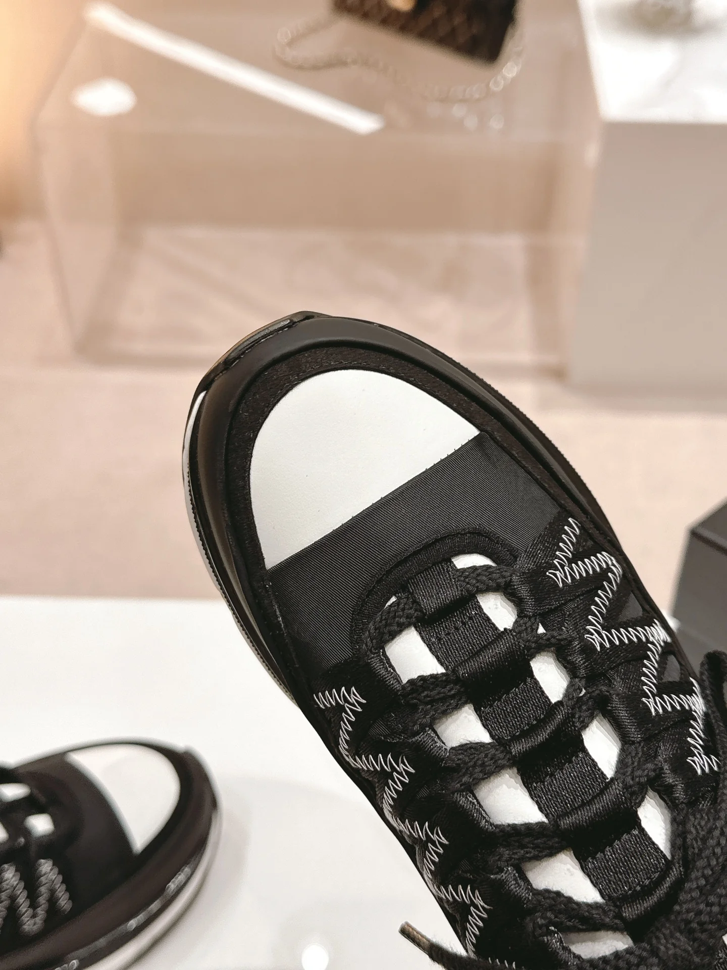 Кроссовки Chanel 2024 — черные