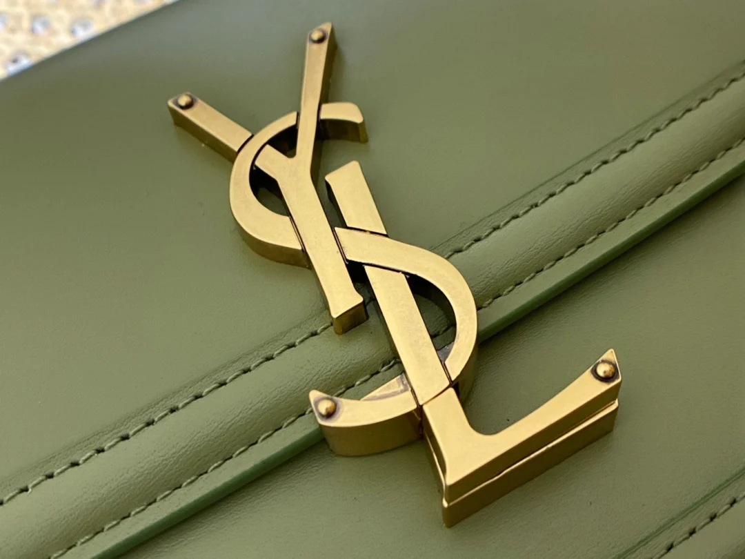 Булочка YSL Solferino с тофу, зеленый авокадо, 18 см