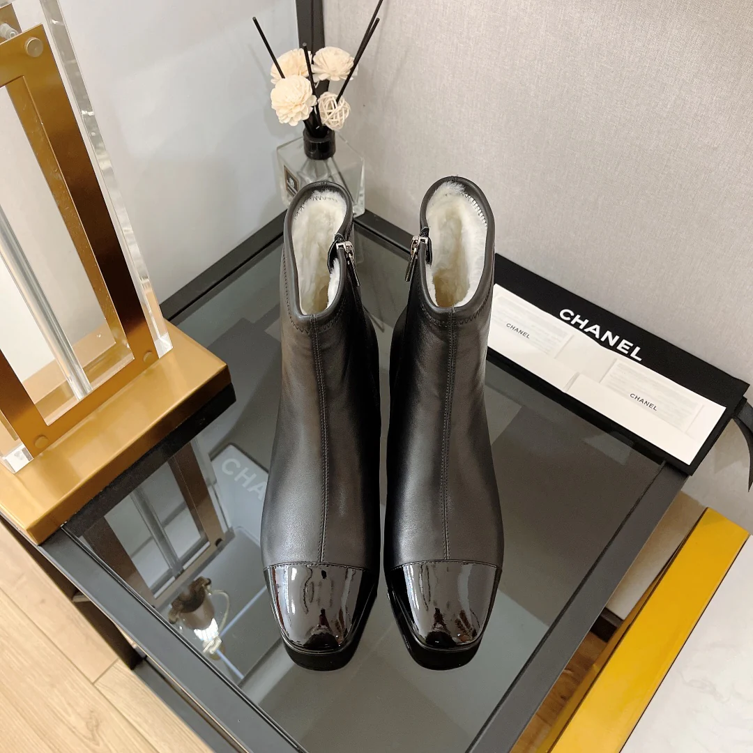 Chanel - Ботильоны на меховой подкладке - Черно-коричневые