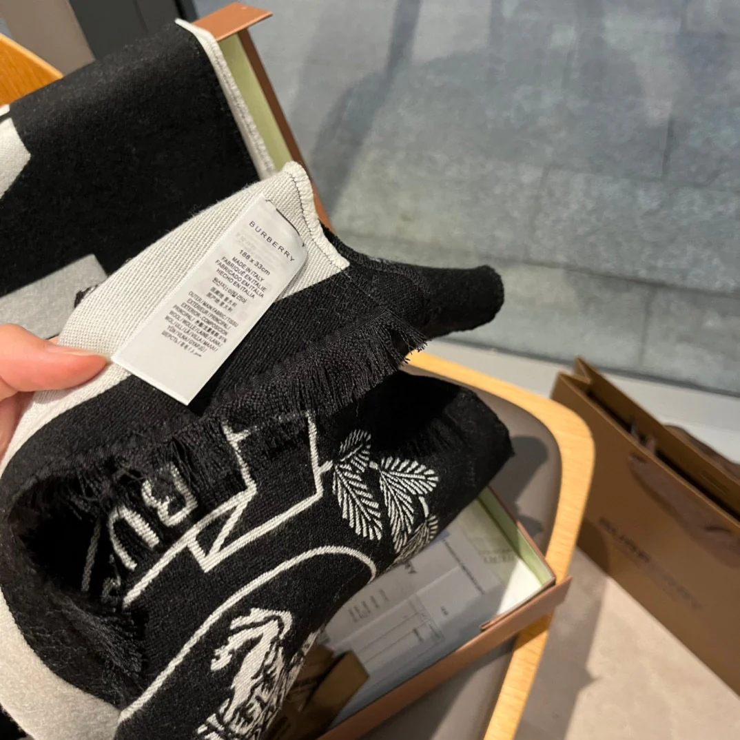 Двусторонний длинный шарф Burberry Knight Logo - 34 см - 195 см - 100% чистый кашемир