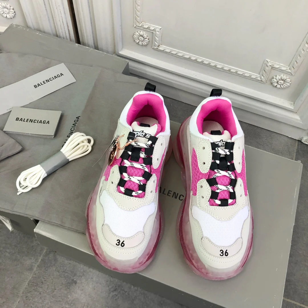 Кроссовки Balenciaga Triples Sporty Chunky Shoes - белые и розовые