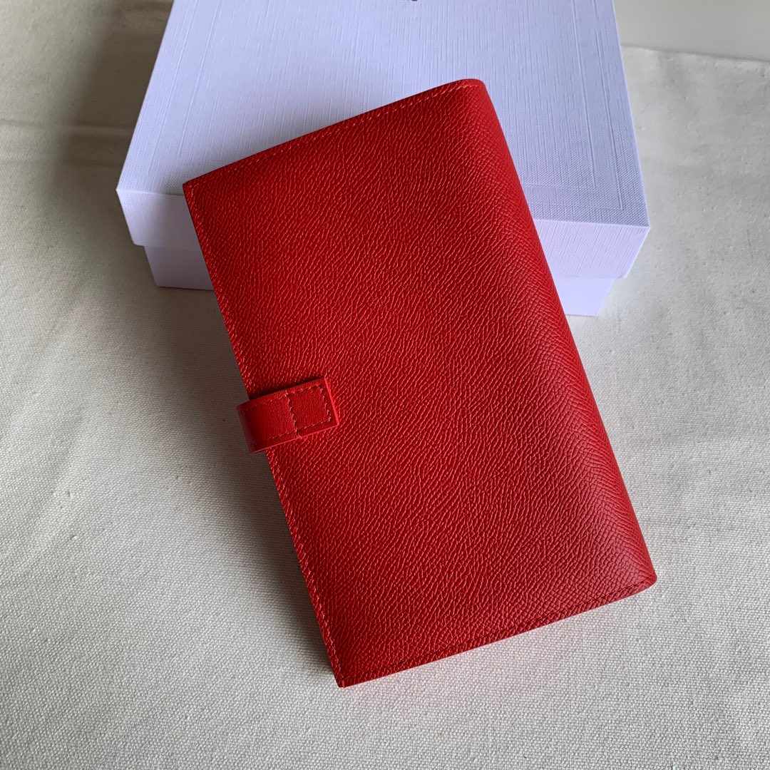 Длинный кошелек Celine - Кошелек с ремешком из крупнозернистой телячьей кожи - 4