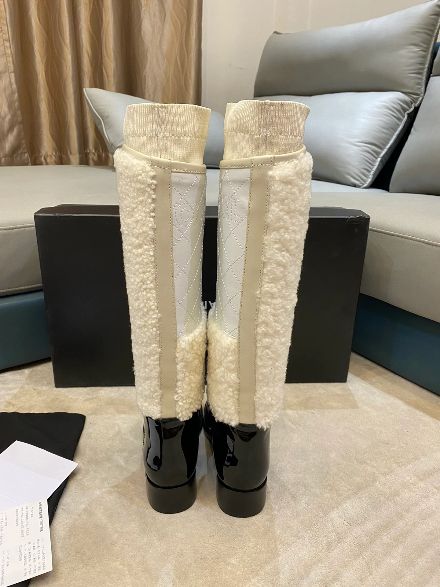 Новинка 2022 года от Chanel - Кожаные сапоги - Замшевые