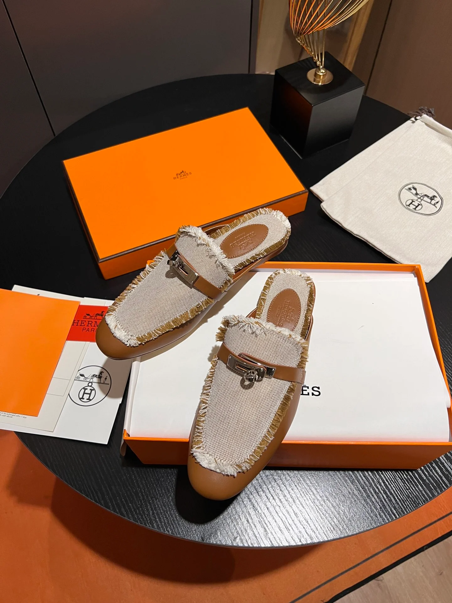 Hermes - Классические мюли Kelly без шнурков - Кофейно-коричневый