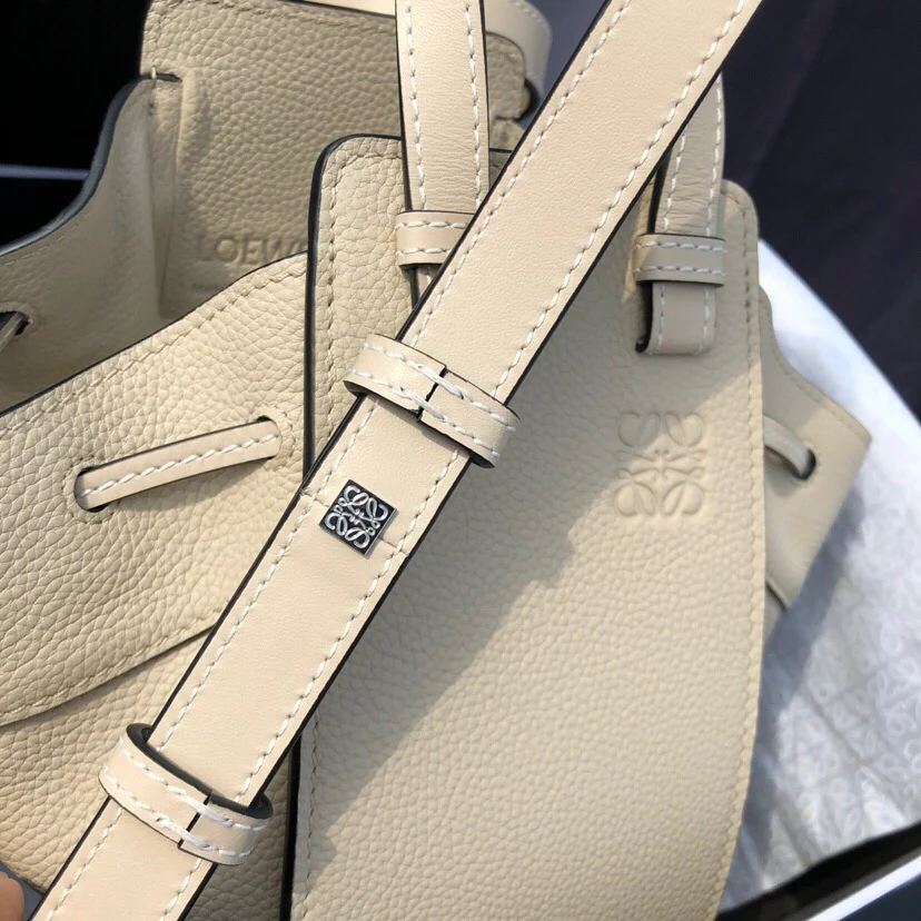 Loewe-hammock-mini-11x19-5x17-cm-10