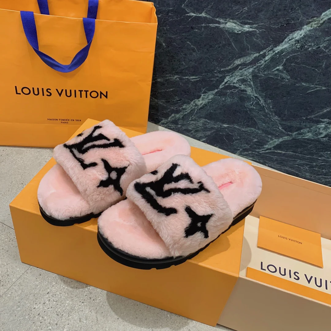 Тапочки LV Teddy из овчины - розовые