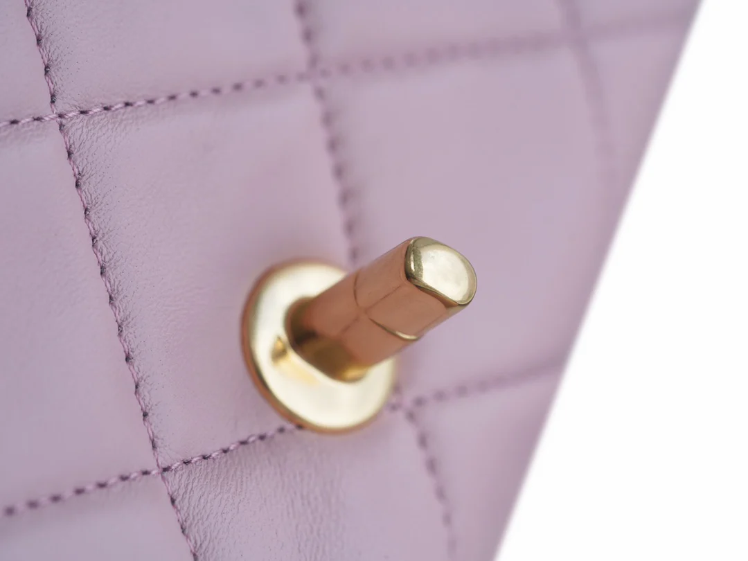 Сумка Chanel 2022 Chunky Chain Flap Bag 21 см