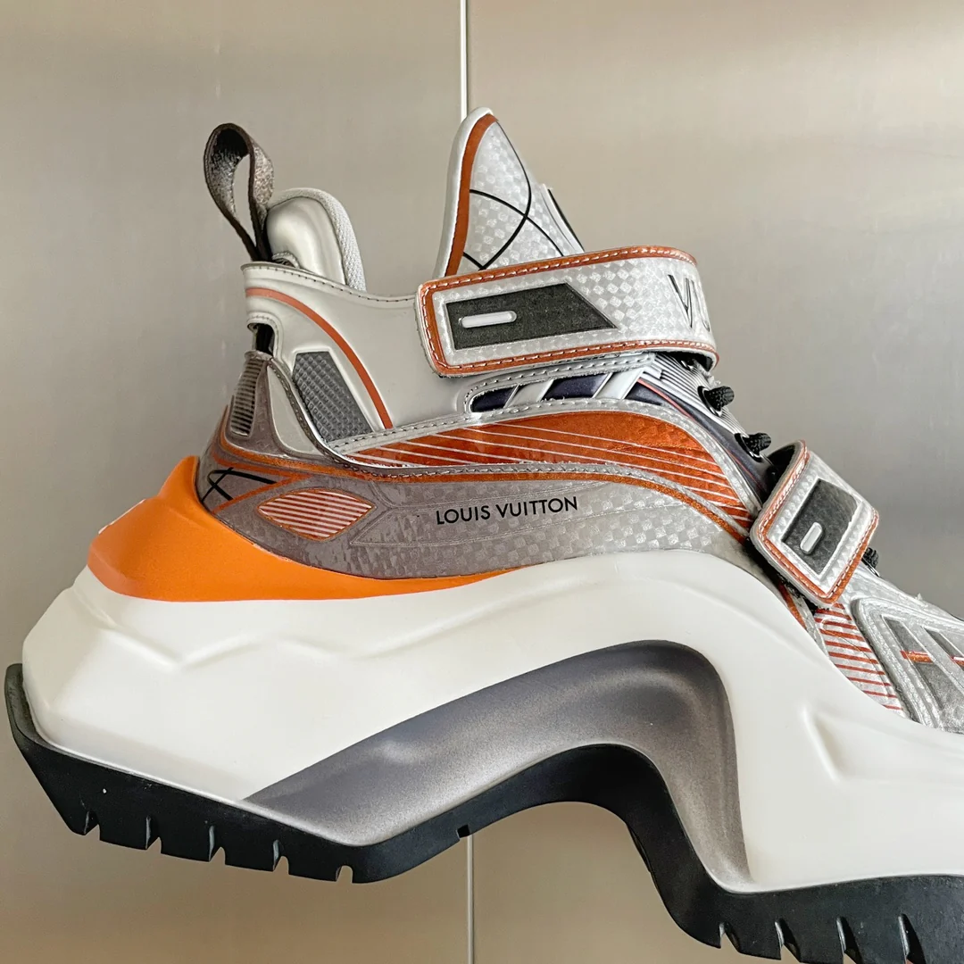 Новинка LV 2023 года - Серия Archlight 2-0 на платформе - Кроссовки/?папины кроссовки? - Серебристо-белые на липучках