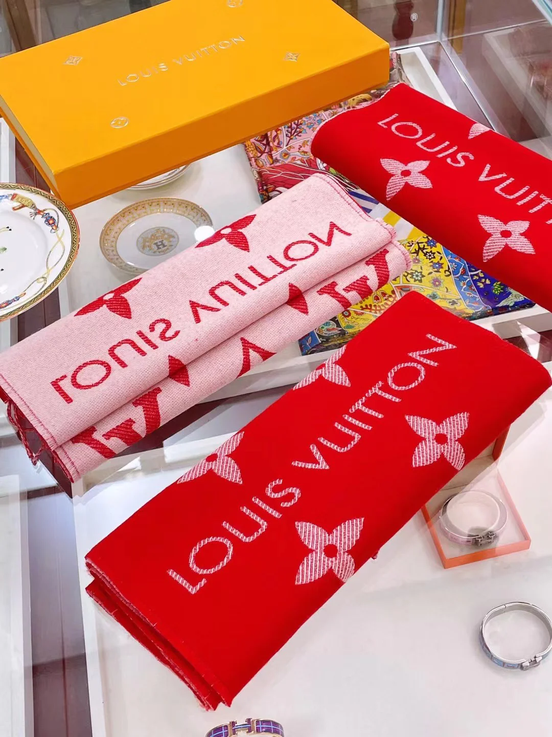 Самая продаваемая модель - LV - Рейкьявик - Монограмма - 186 см - 34 см