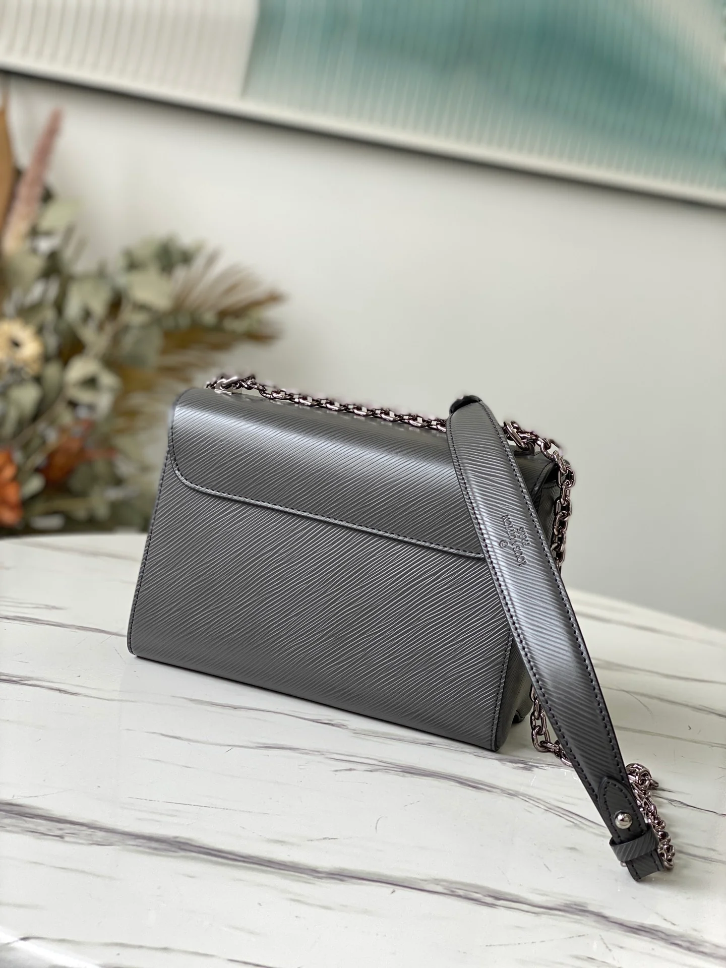 сумка lv-m56530-twist-medium