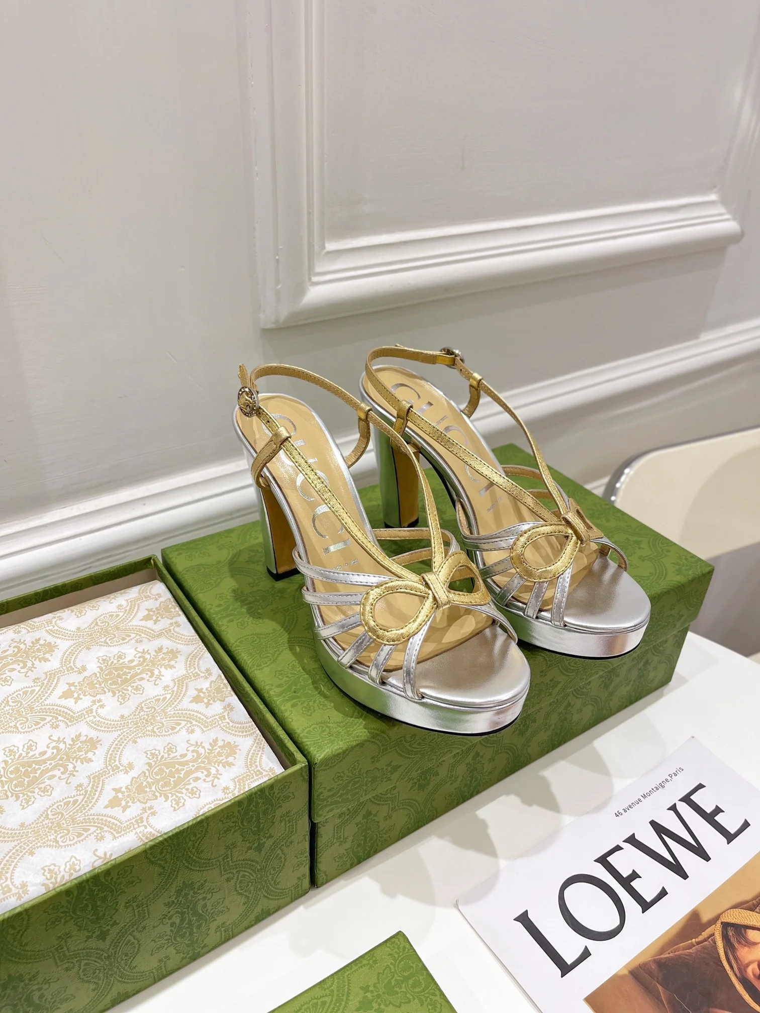 Сандалии/туфли на высоком каблуке Gucci