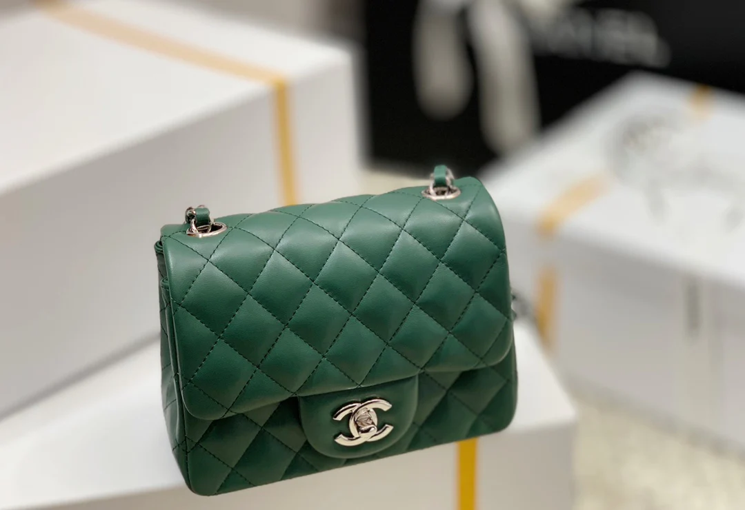 Chanel - Квадратный толстяк - Зеленая с серебряной пряжкой - 17 см