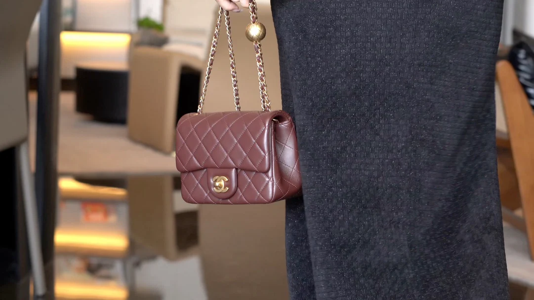 Chanel 24k CF Gold Ball Square Fat Man - Reddish Brown