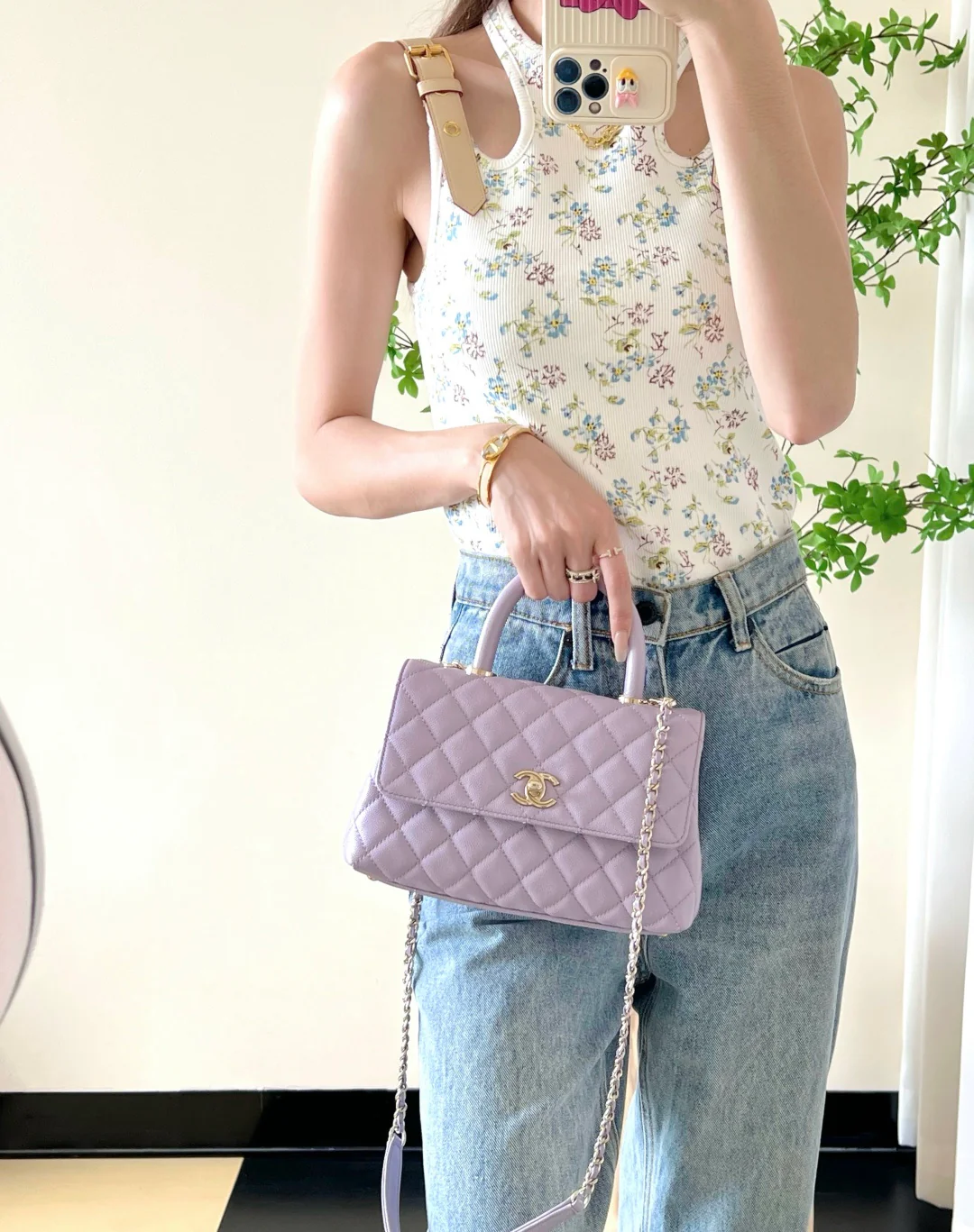 Chanel - Сумочка - Маленькая - Светло-фиолетовая - Светло-золотистая пряжка