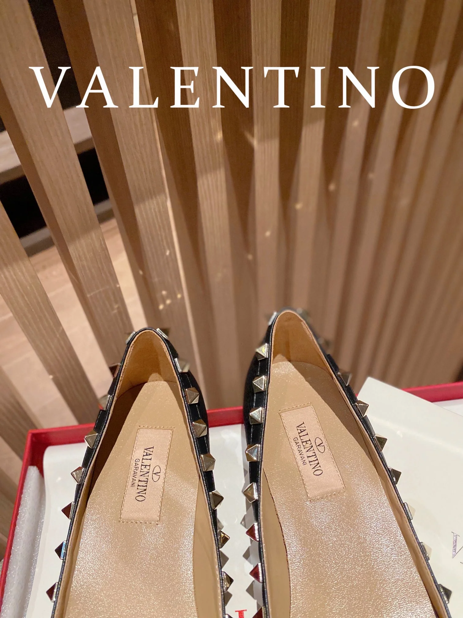 Valentino - Черные балетки с заклепками