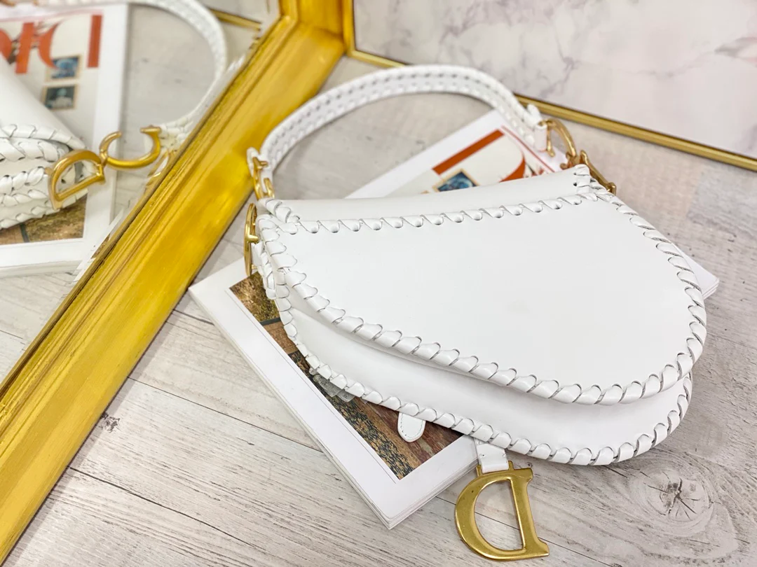 Сумка Dior Saddle Bag - плетеная - большая, белая - 25 см