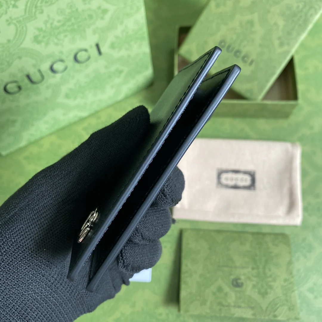 Gucci 牛皮卡包