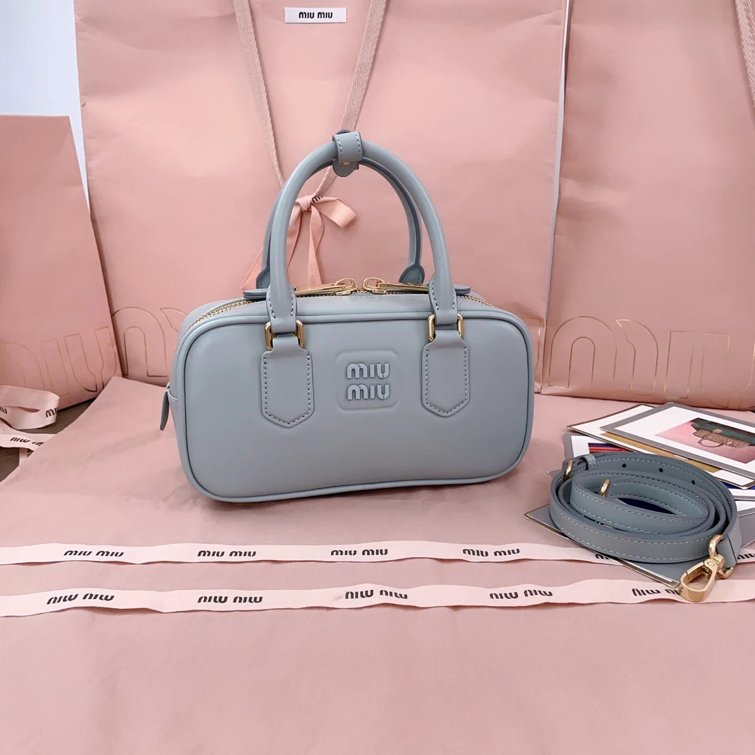 Кожаная сумка для боулинга Miu Miu 5bb142 - синяя