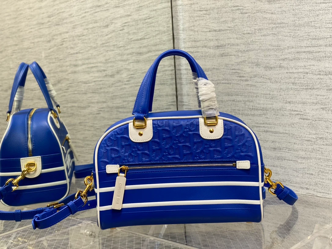 Сумка-боулинг Dior из коллекции весна/лето 2022 Vibe, средний размер 4