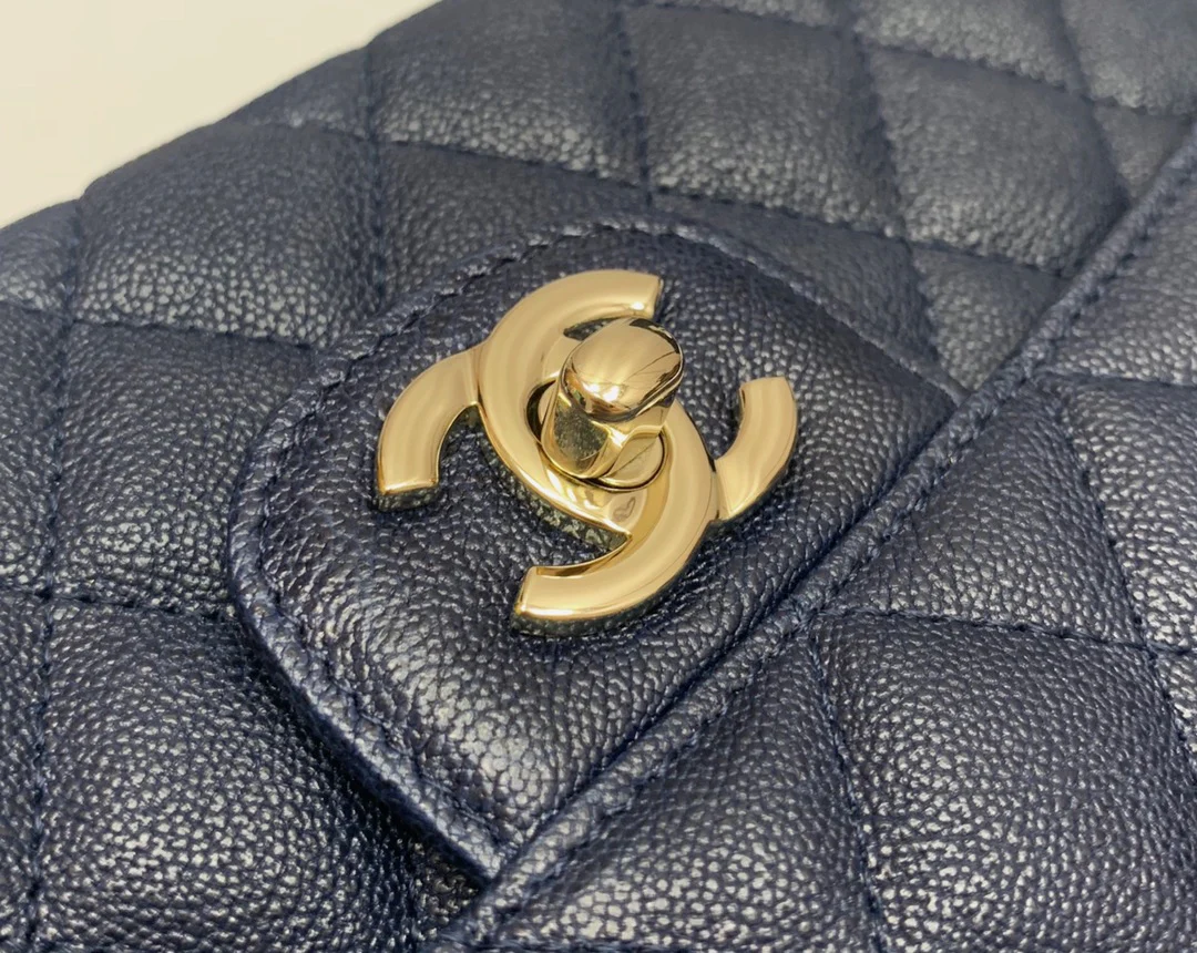 Сумка Chanel Sesame Pattern CF — темно-синяя с золотой фурнитурой — 23 см