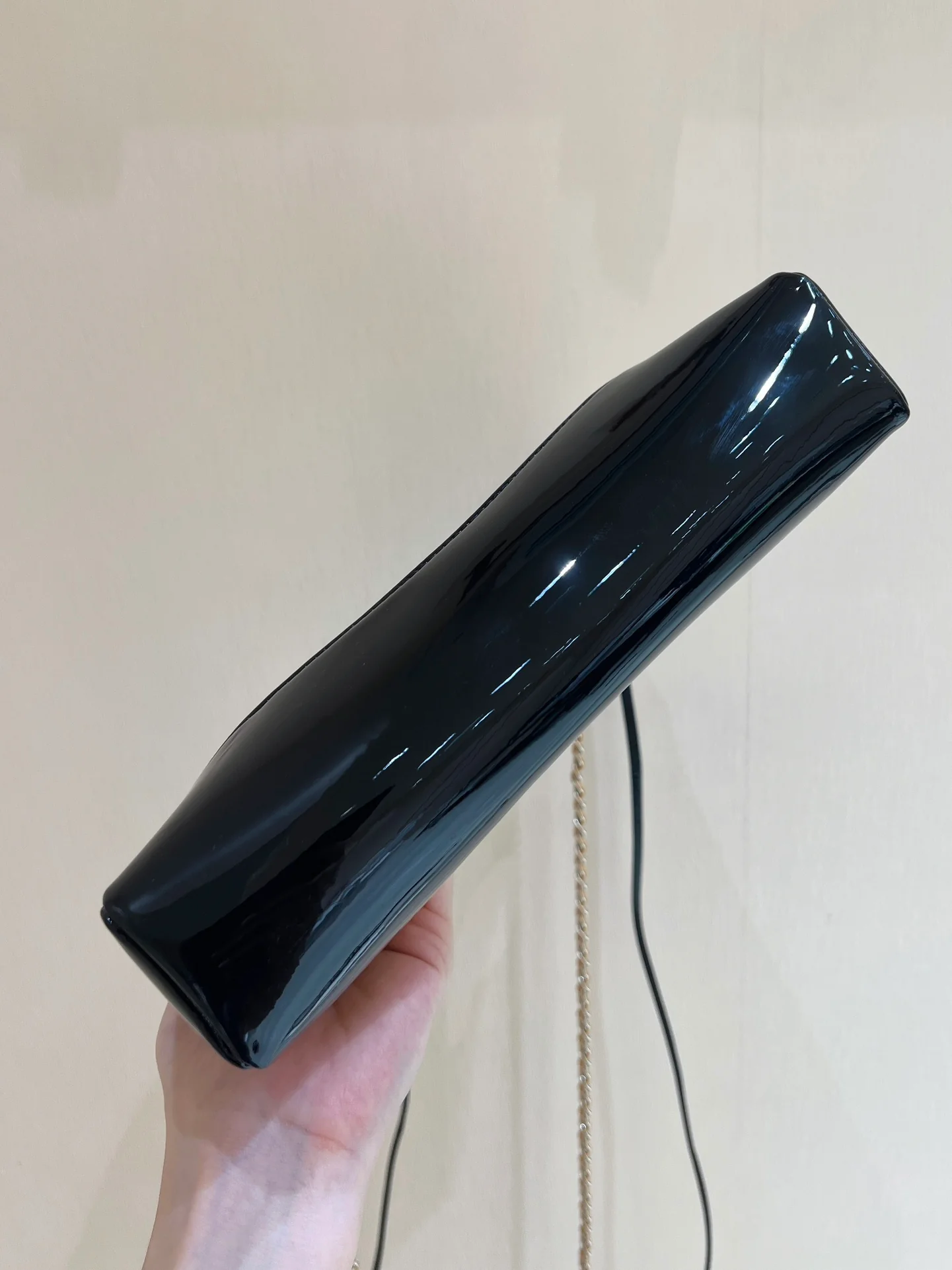 Коллекция Chanel Pre-Fall 2023 - сумка 31bag - черно-желтая - мини