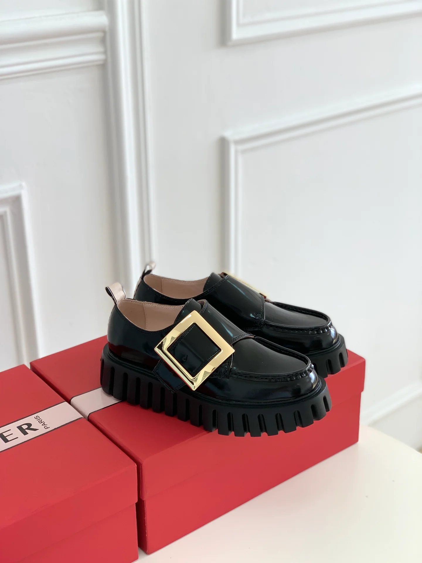 Официальный сайт RV21S, осенне-зимняя коллекция, лоферы - 3