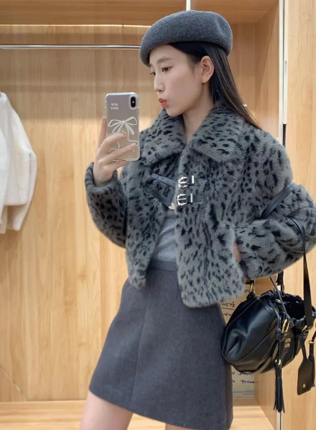 Сумка Miu Miu Joie из кожи наппа — маленькая — черная — Носите и делитесь